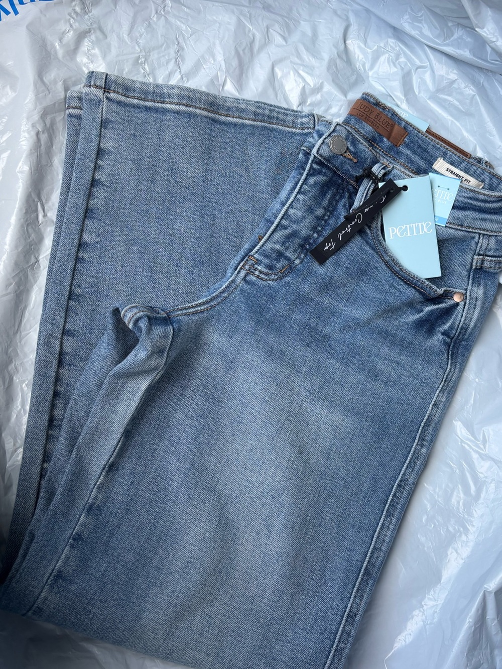 Brand new! Judy Blue TUMMY CONTROL Light Blue Straight Leg Petite Jeans